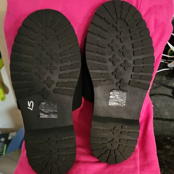 Torrid Black Slide Sandals - Picture 5 of 5